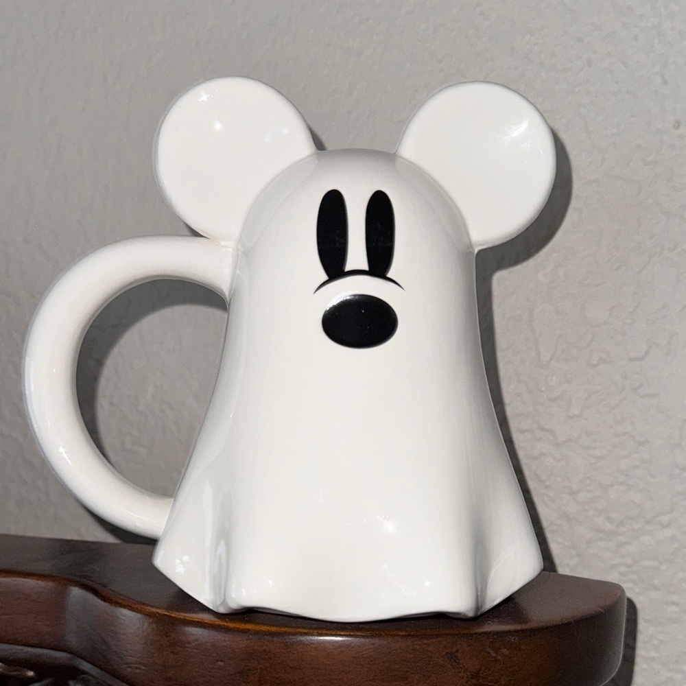 MICKEY MOUSE GHOST MUG
